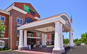 Holiday Inn Express Hotel & Suites Elgin By Ihg